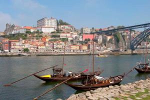 oporto, the port in Portugal where the Elsie Burdette took on a load of salt.